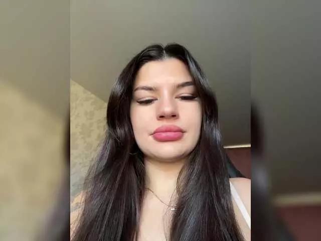 Try amazing model -MaybeBaby- -MaybeBaby- from BongaCams