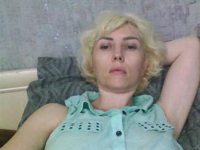 8000Boginya on BongaCams 