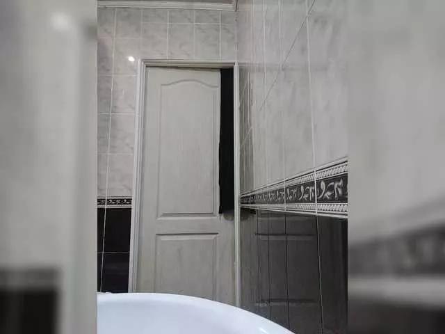 AlinaLili from BongaCams