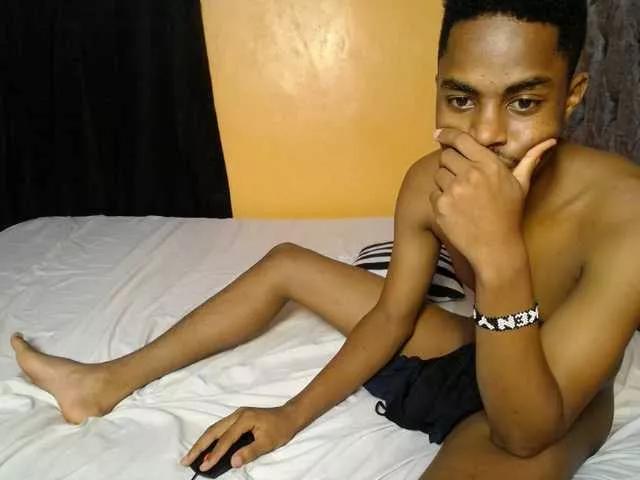 BoonieAndClyde from BongaCams