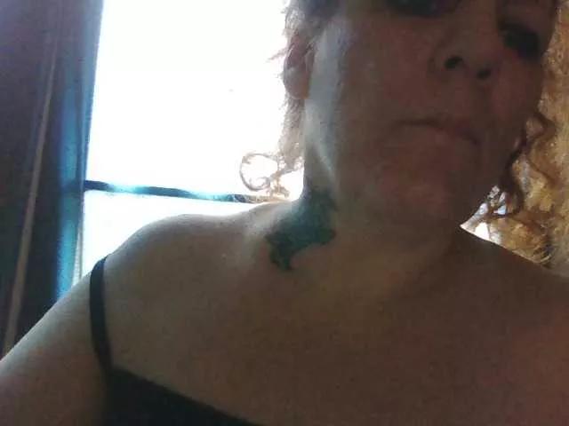 Cinnamon75 on BongaCams