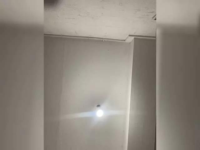 DebbieLu from BongaCams