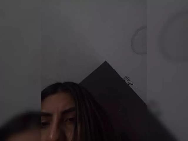 ElizHarper from BongaCams