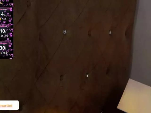 EllieMartini on BongaCams