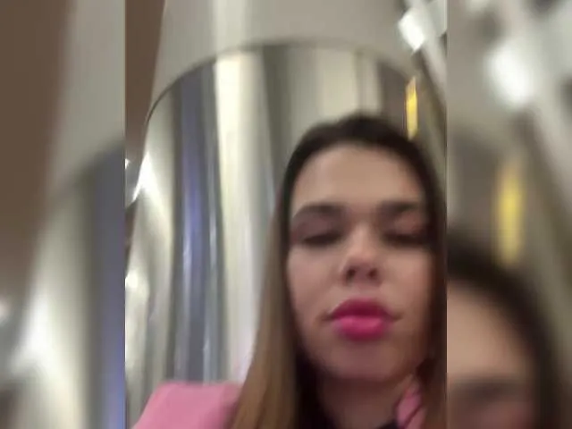 GiaVibey — oil on the ass and spank each other 15 times + suck one dick together goal tk: @total   collected: @sofar  Tk left: @remain 