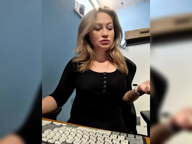 goddesssssss on BongaCams 