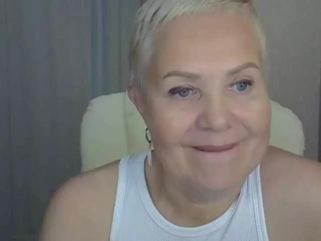 IFannyLove from BongaCams