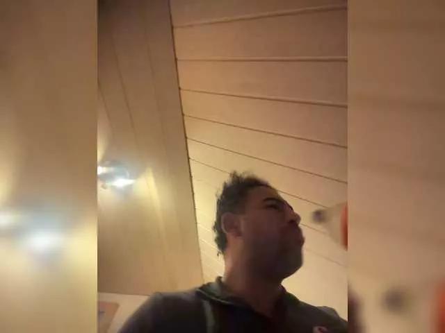 Jupimo from BongaCams