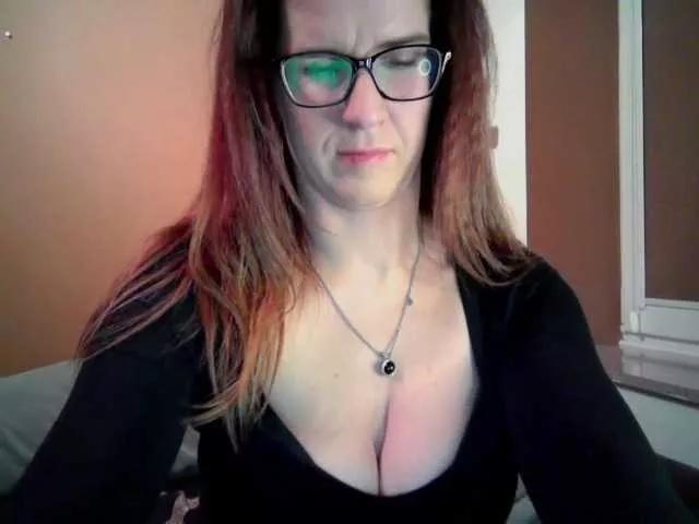 KayaCute from BongaCams