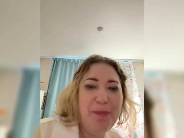 KlavaDavai from BongaCams