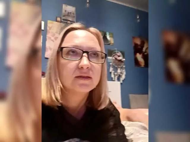 Krasotkaa from BongaCams