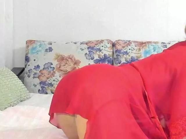 Lisa1225 from BongaCams