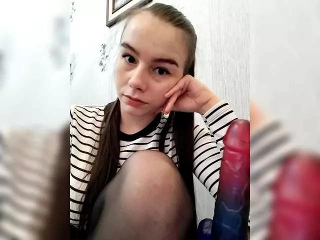 Lona-S from BongaCams