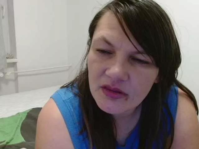 Luci22 from BongaCams