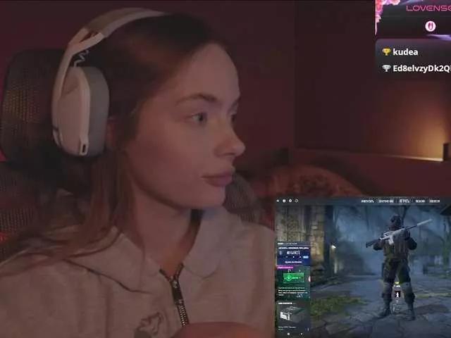 mayshy from BongaCams