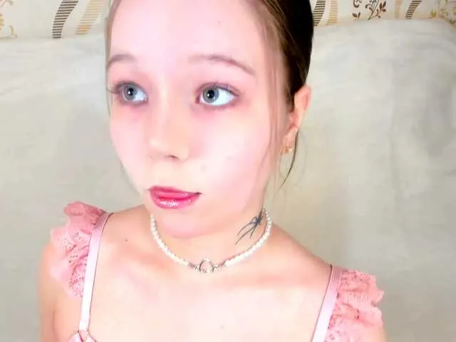 MelMooon — Hi! See the menu, Lavens works, from 2TK, favorite vibrations 55 and 111 + flashing boobs! Subscribe, put love and support me with tokens! 