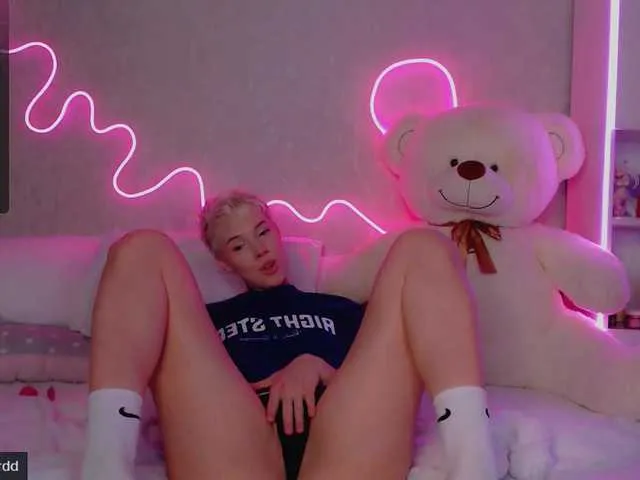 mery-jane- on BongaCams