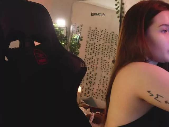 mispopi from BongaCams