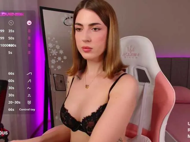 Mrs-Tory — Hi I'm Viktoria - patroness of lonely masturbators. Before private write me to the PM. Lovense is ON. Favorite vibrations: 69, 111, 222, 555.