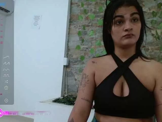 mysterious-megan on BongaCams