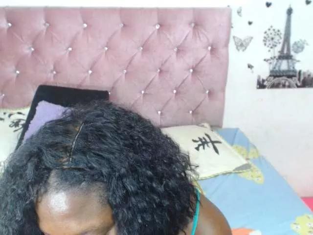 Ninareed4u on BongaCams 