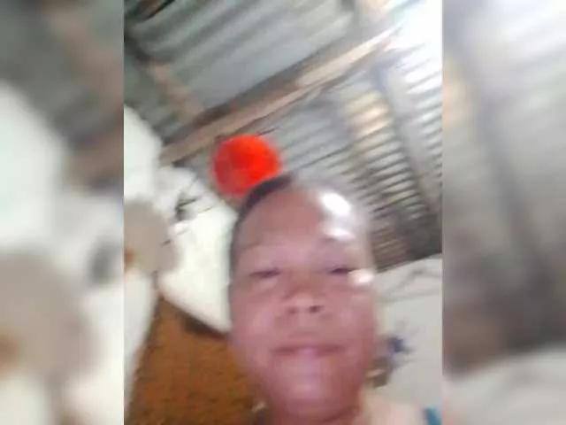 philscharm on BongaCams 