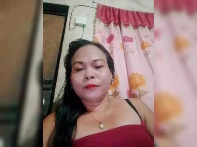 philscharm on BongaCams 