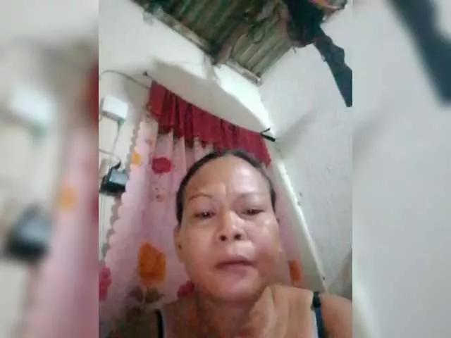 philscharm on BongaCams 