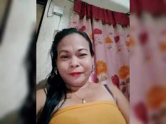 philscharm on BongaCams 