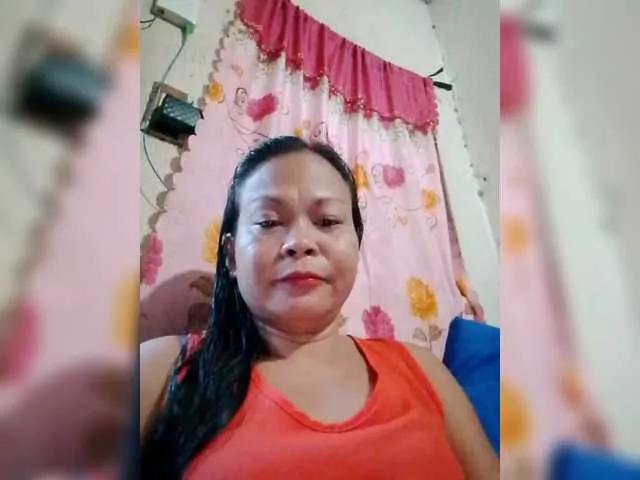 philscharm on BongaCams 