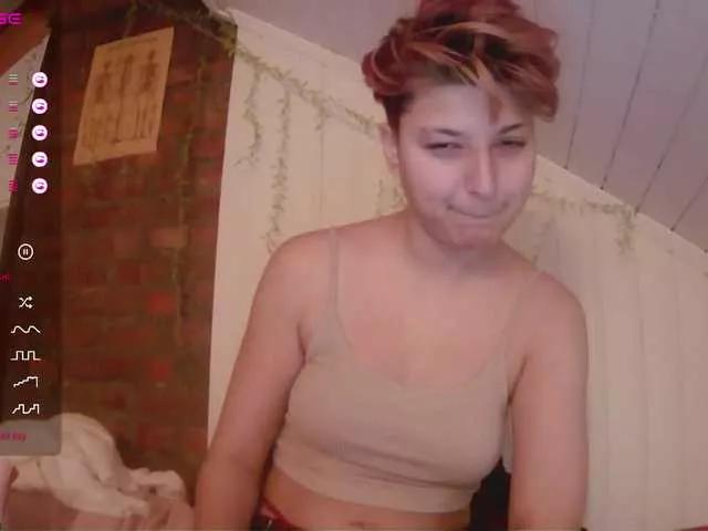 QuietToriel on BongaCams 