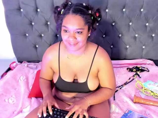 ReebenQueen on BongaCams 