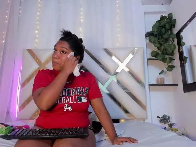 ReebenQueen on BongaCams 