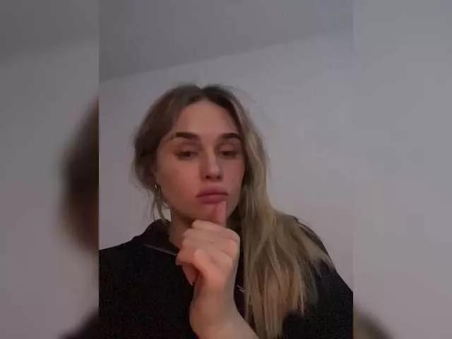 ShvartsAM from BongaCams