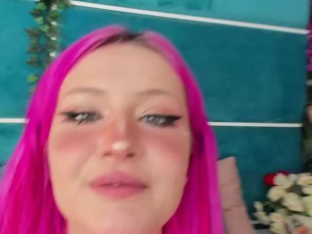 SunnyGlow from BongaCams