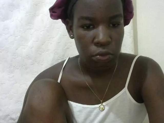 Sweetimmah on BongaCams