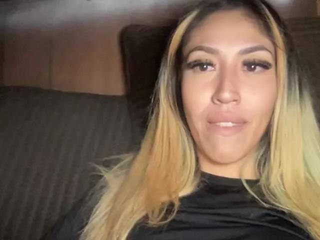 Tokyo-Honey-23 on BongaCams