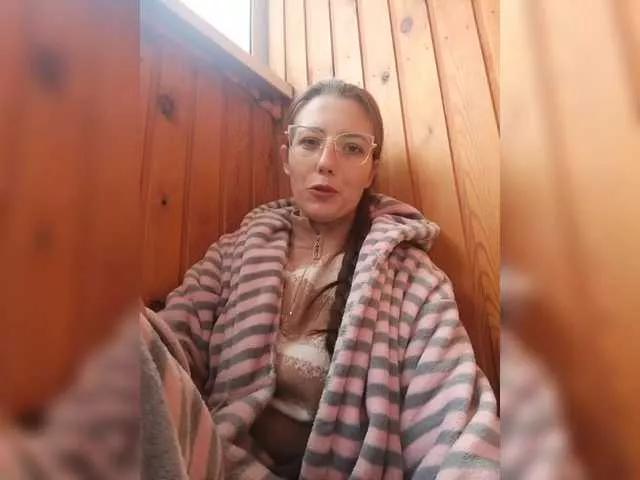 Ymmixxx from BongaCams