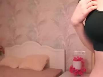 aveloria from Chaturbate