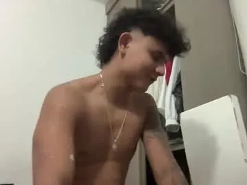 bob_pettersonn on Chaturbate