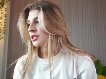 cassieholland — Hi hi honey, i'm Cassie ntmu<3 - Goal: DOMI IN PUSSY  #new #anal #squirt #skinny #teen