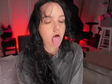 finleyfae — Fave patterns 55,80,100,777 | type /tipmenu for more | roll dice 105 tkn | #squirt #smalltits #lovense