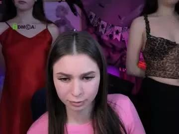flora_ri from Chaturbate