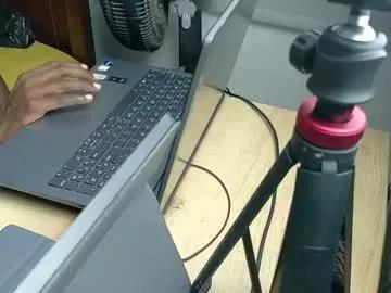 Explore Petitestrawberry18, they want to masturbate for you petitestrawberry18 from Chaturbate