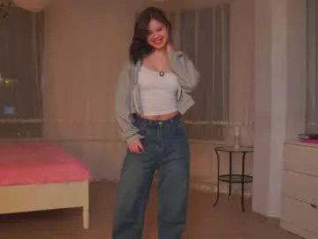 trangmasi — Goal:  make me cum bby ^^    |  I'm Linn , I'm 19 yo #new #shy #skinny #teen #18 [121 tokens remaining]