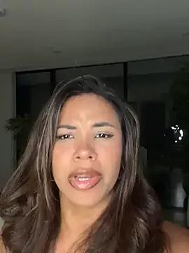 Brunettexio from StripChat