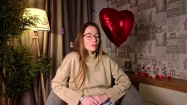 BuenaKaawa — Show my tiny tongue