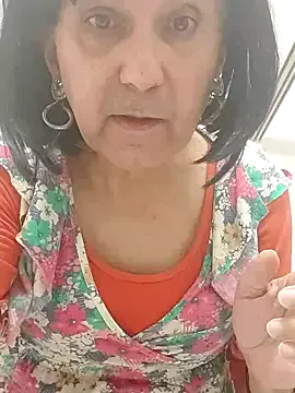 Emily_de_Carla — Bondage pechos