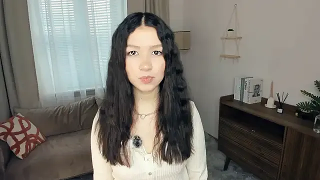 LonaLongsdorf — show outfit