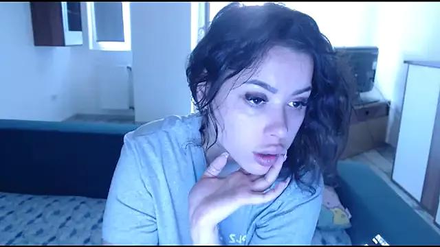 LovelyJulliette on StripChat 